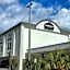Grand Hotel Kissimmee at Celebration - Shuttle to Theme Parks