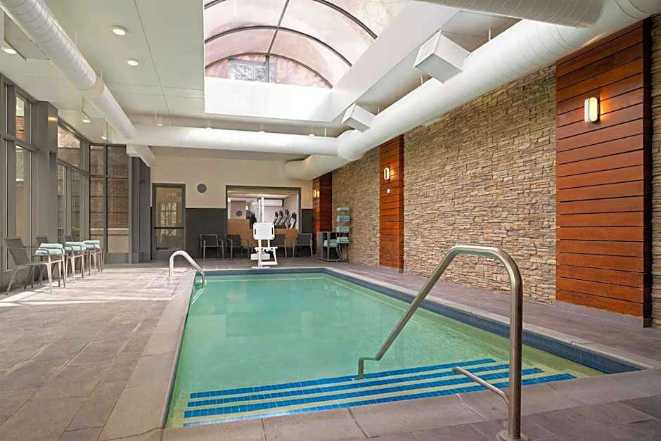 Courtyard by Marriott Boston Brookline
