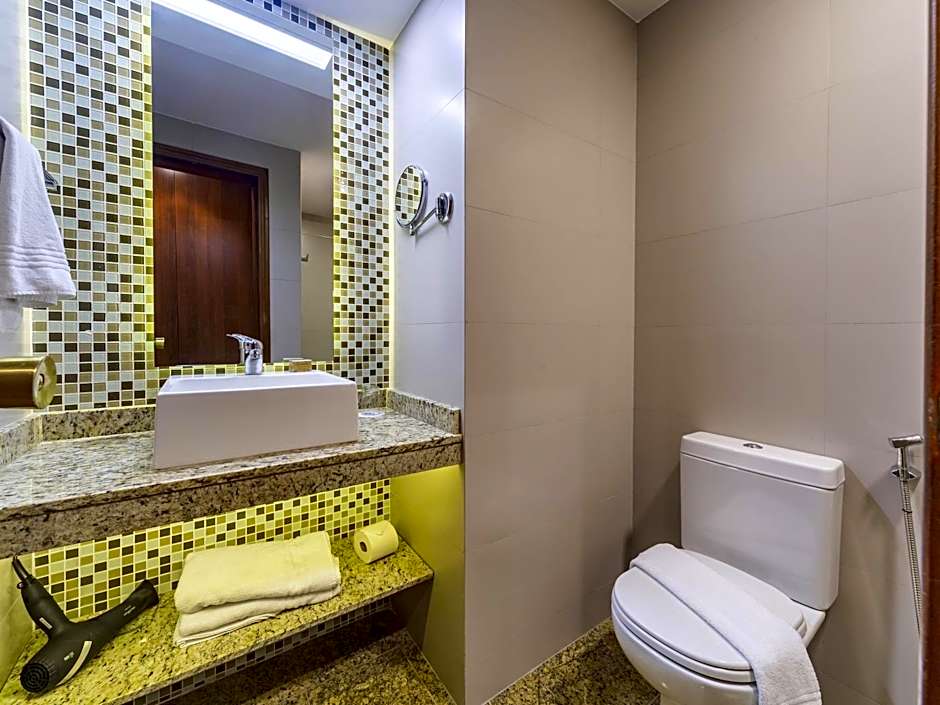 Mercure Curitiba Golden Hotel