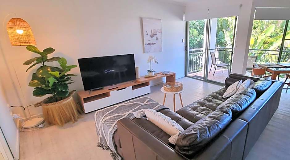 Noosa River Retreat