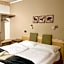 Casa Benassi ,Room&Suite , con piscina