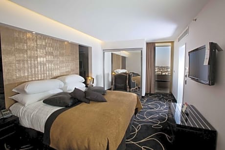 King Solomon Executive Suite