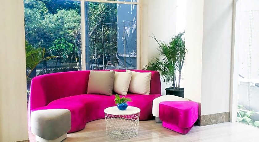 Surabaya River View Hotel