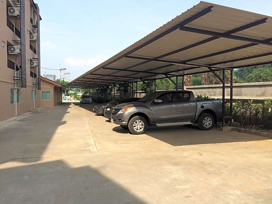 Sea Land View Apartment @ Sriracha