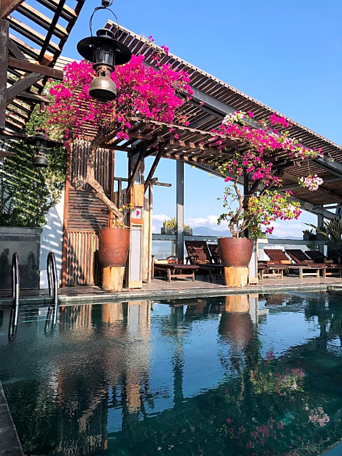 Seasing Boutique Hotel