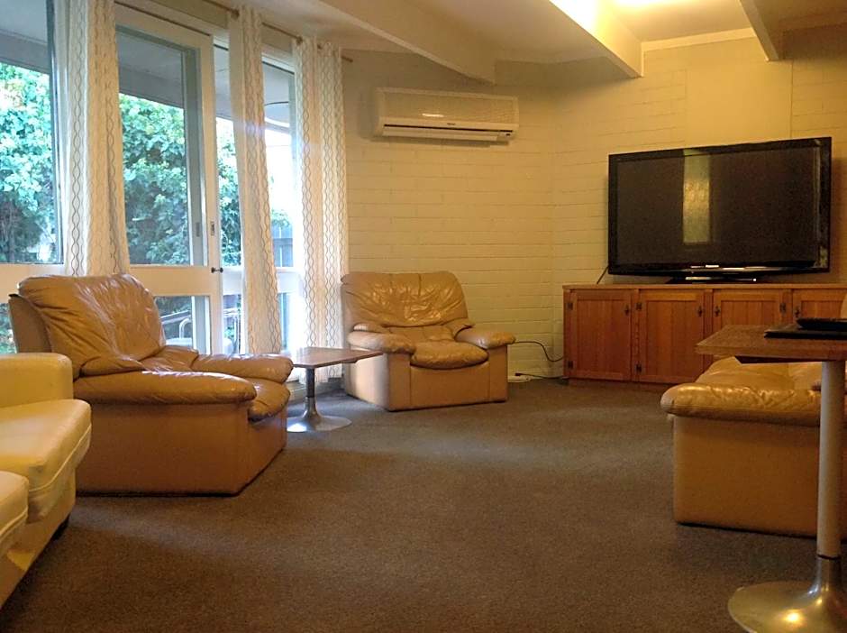 Cobram Colonial Motor Inn