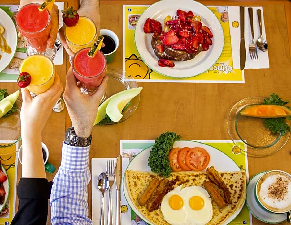 Days Inn by Wyndham Edmonton Downtown