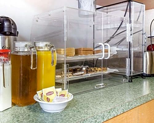 Econo Lodge South Ozone Park