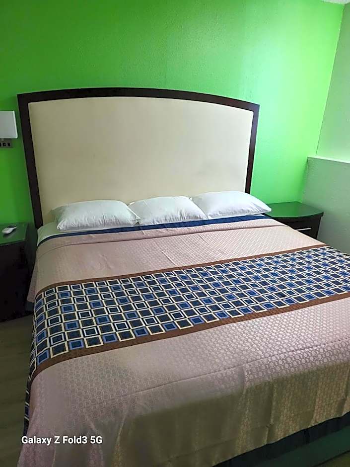 Value Inn & Suites Salina