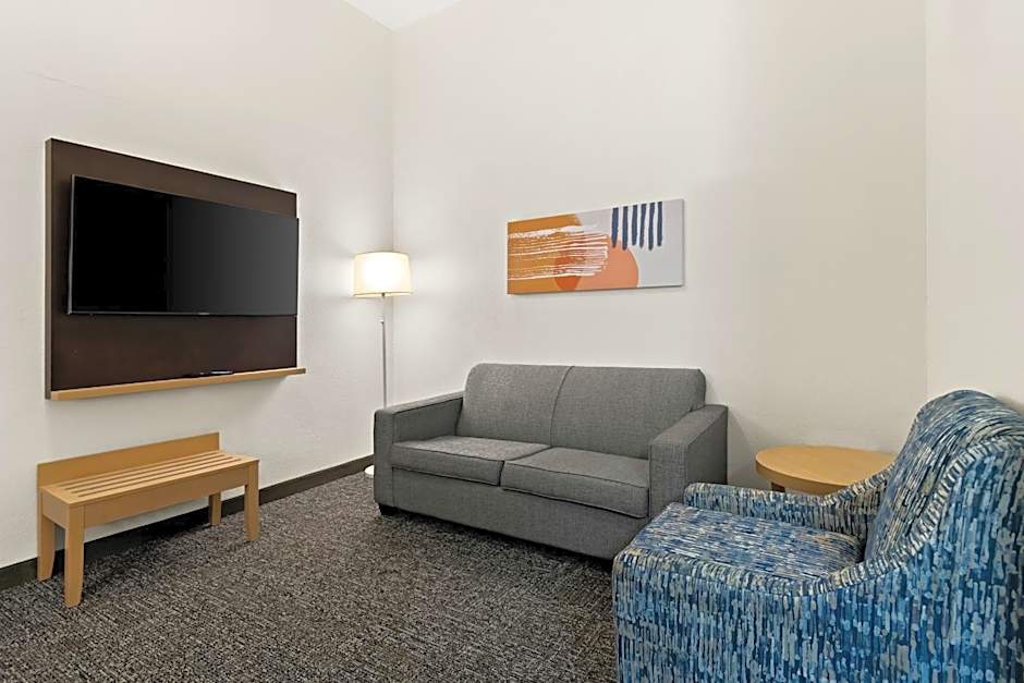 Spark by Hilton Panama City Beach