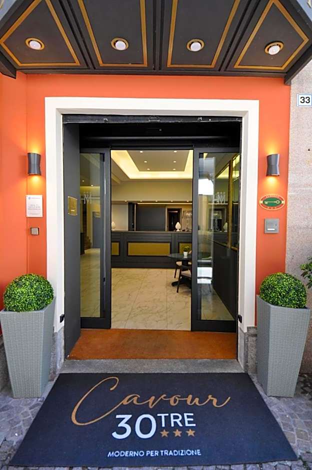 Cavour 30TRE - Hotel Moderno