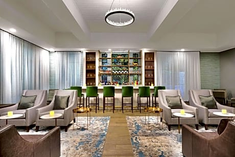 The Bluff Hotel Savannah, Tapestry Collection by Hilton