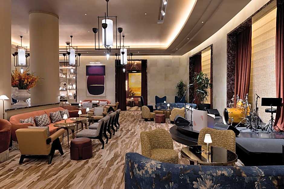 Fontainebleau Las Vegas - MICHELIN Key Award Hotel