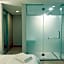 Straits Suite by C Homestay Malacca