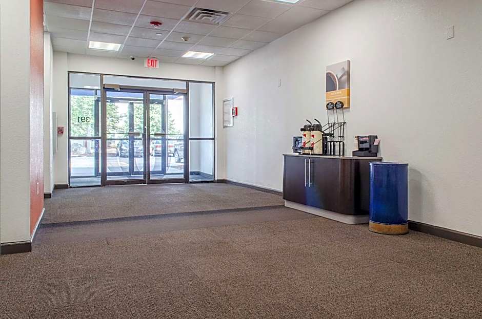 Motel 6-Brockton, MA