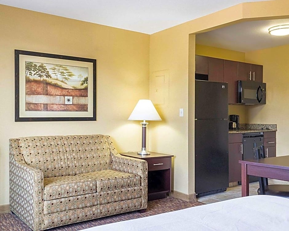 Mainstay Suites Minot