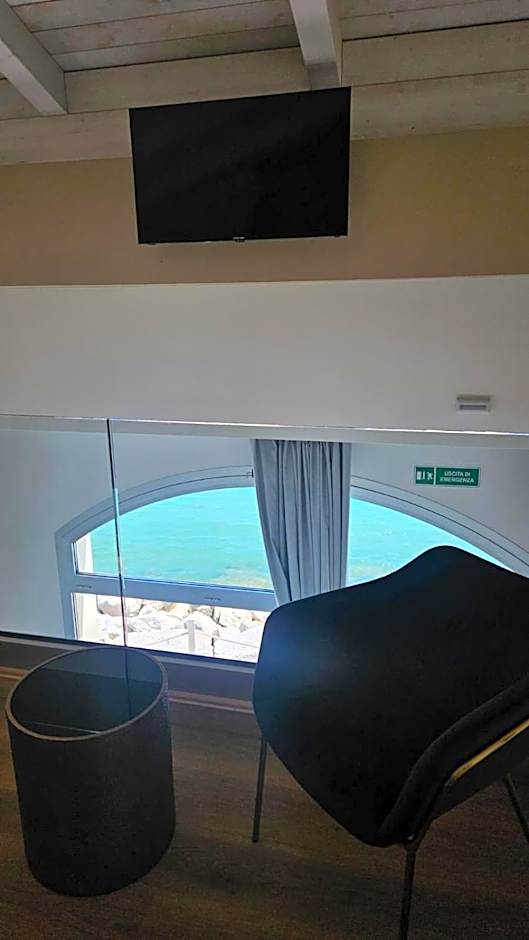 DADA Suites and Sea