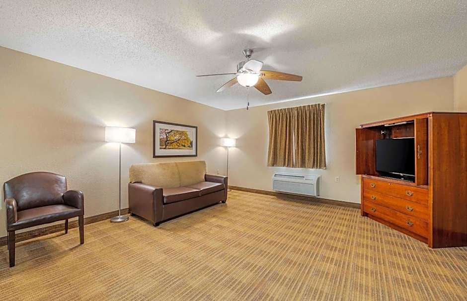 Extended Stay America Suites - Evansville - East