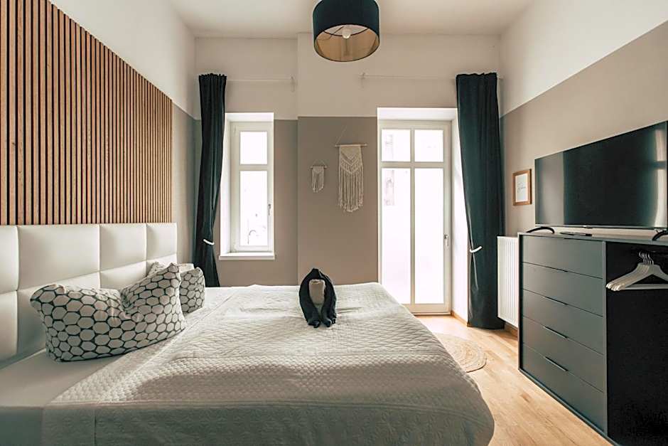 Luga Homes - Stadthaus