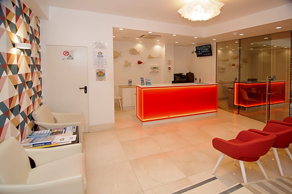 Poniente Playa Aparthotel