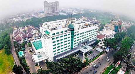 Emerald Garden International Hotel