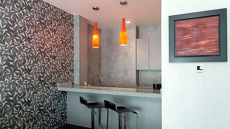 Holiday Inn Express & Suites Queretaro By IHG