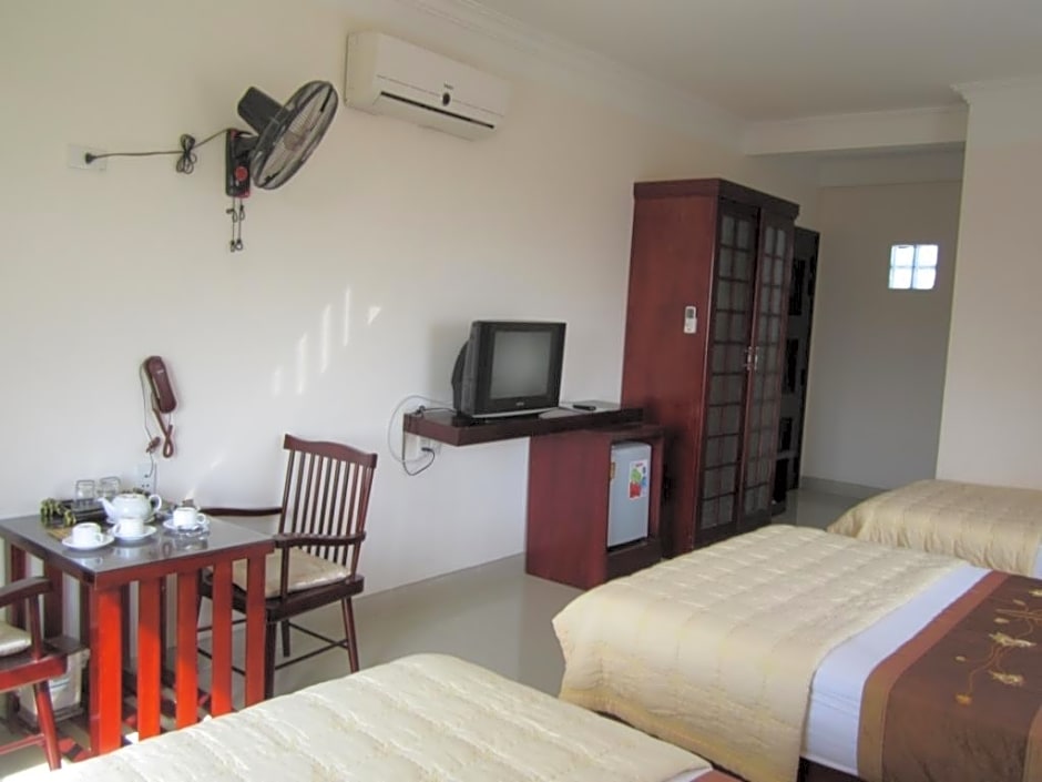 Nhiet Doi Hotel – Tuy Hòa, IL