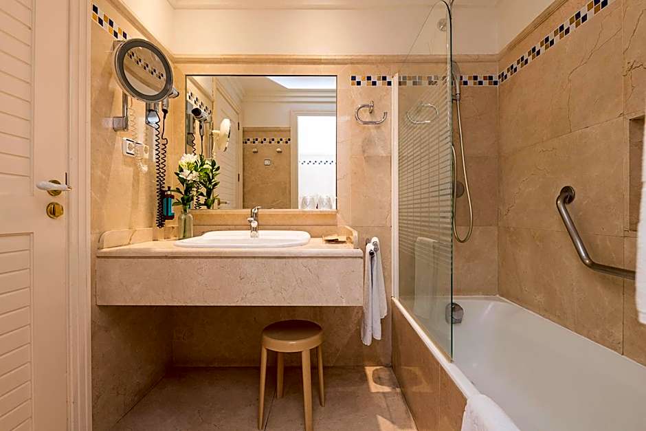 Hotel Playa Victoria