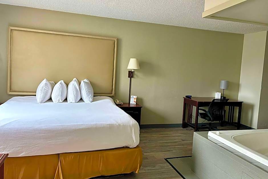 Baymont by Wyndham Keokuk