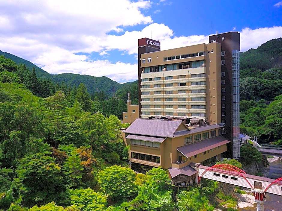 Yuze Hotel