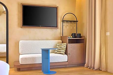 Panoramic King Room with Terrace