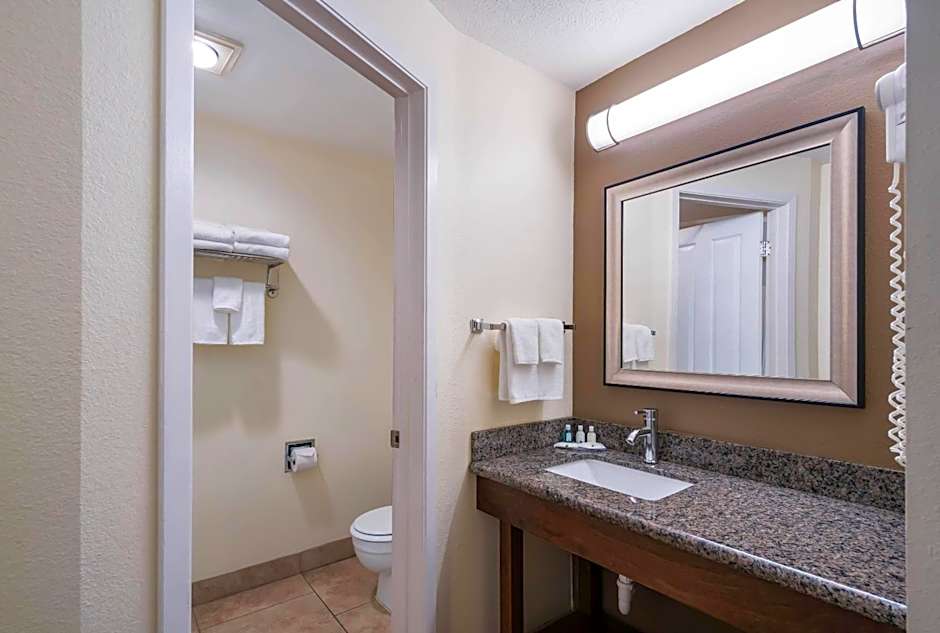 Quality Inn & Suites Coeur D'Alene
