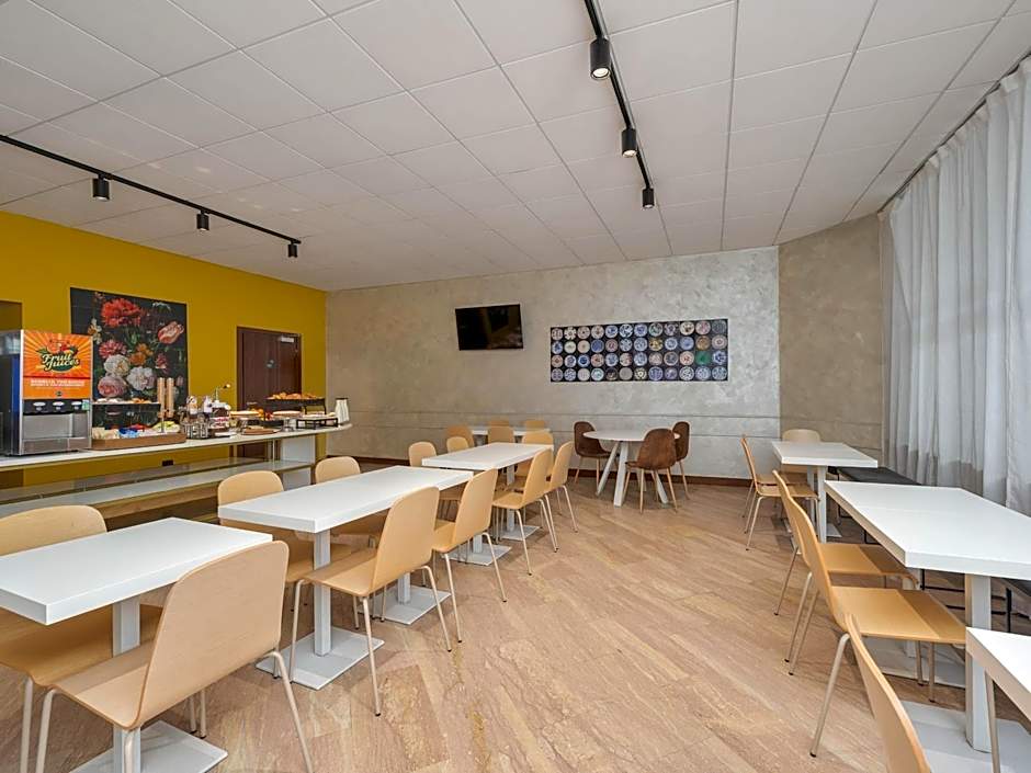 B&B Hotel Como City Center