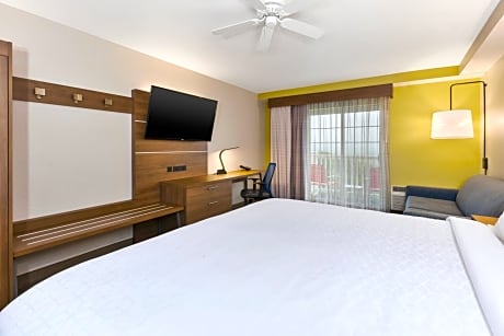 Standard King Room