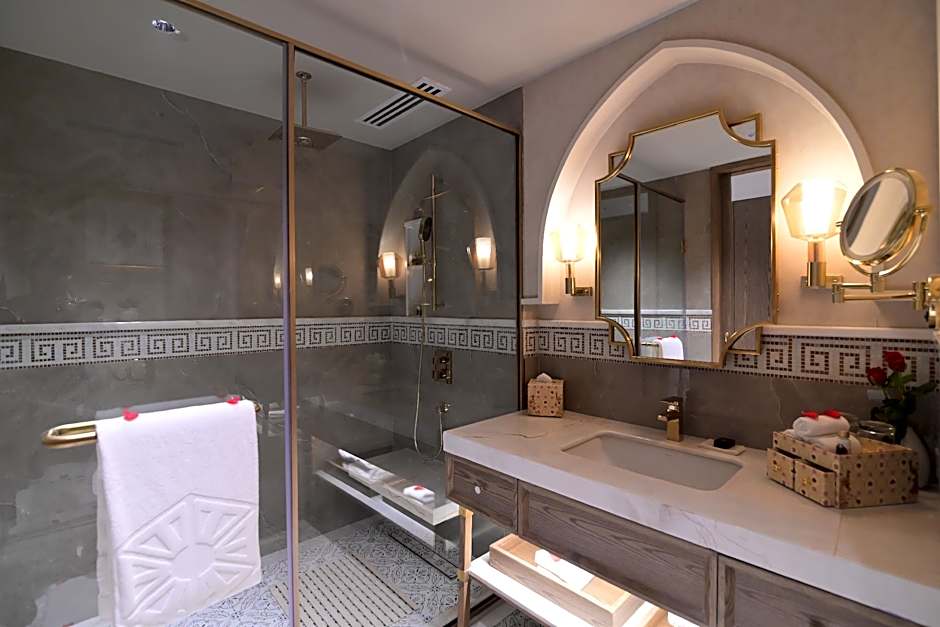 Taj Hotel & Convention Centre Agra