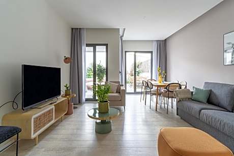 Two-Bedroom Apartment with terrace (Ground Floor)