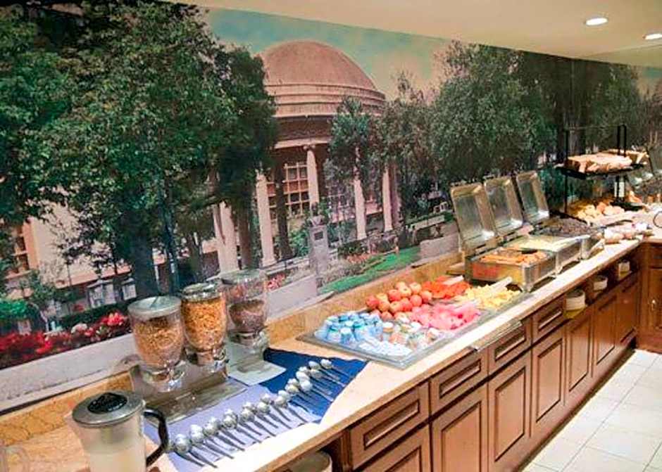 Sleep Inn Paseo Las Damas