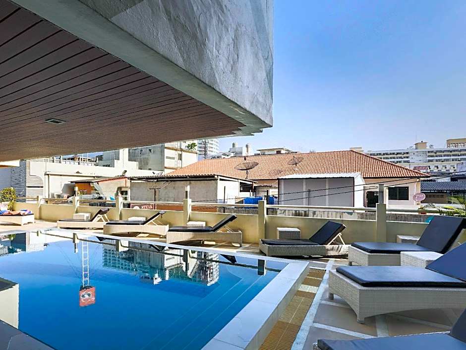 The One Hotel Bay Breeze Pattaya