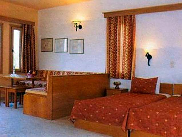 Vamos Palace Apartments