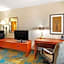 La Quinta Inn & Suites by Wyndham Albuquerque Journal Ctr Nw