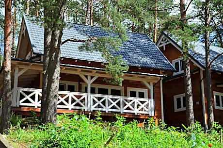 Domki Kaszuby - jezioro las i zoo w Szarlocie