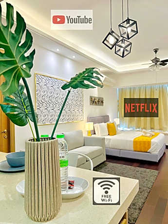 R&F PRINCESS COVE BY HOMEFORT SUITES