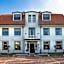 B & B Hotel The Baron Crown