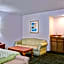 Days Inn & Suites by Wyndham Fullerton