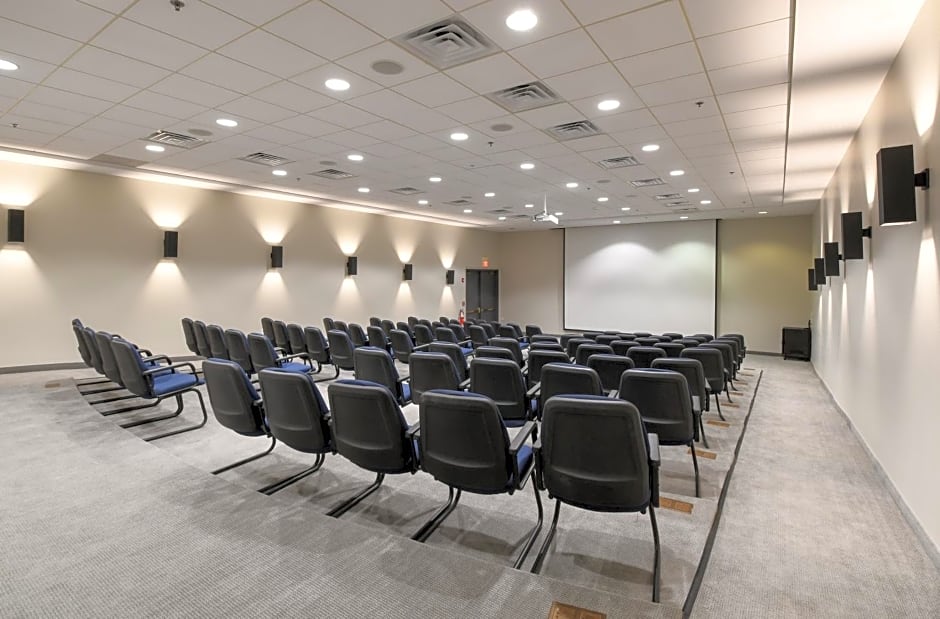 Holiday Inn Fredericksburg - Conference Center by IHG