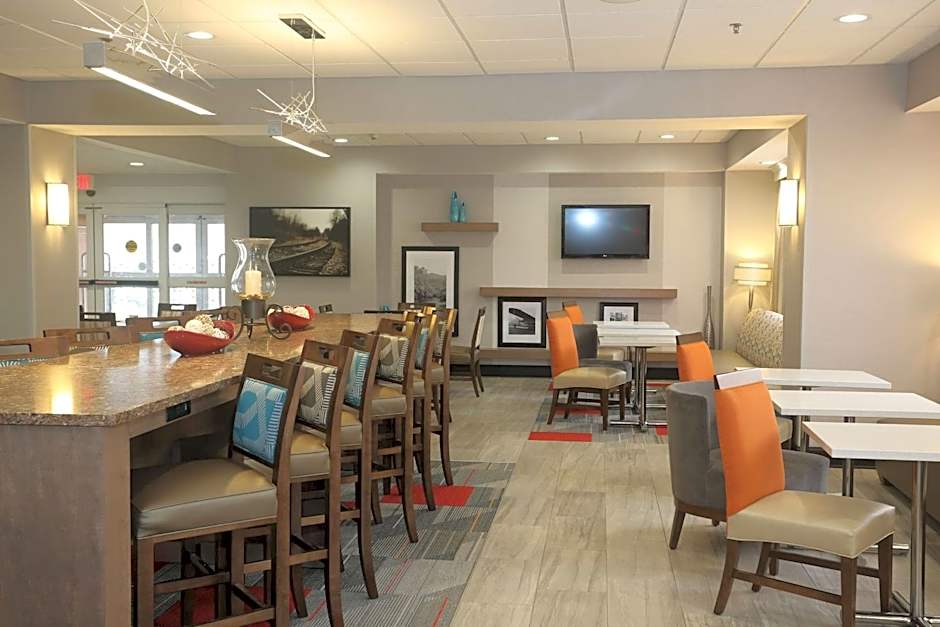Hampton Inn By Hilton Owego NY