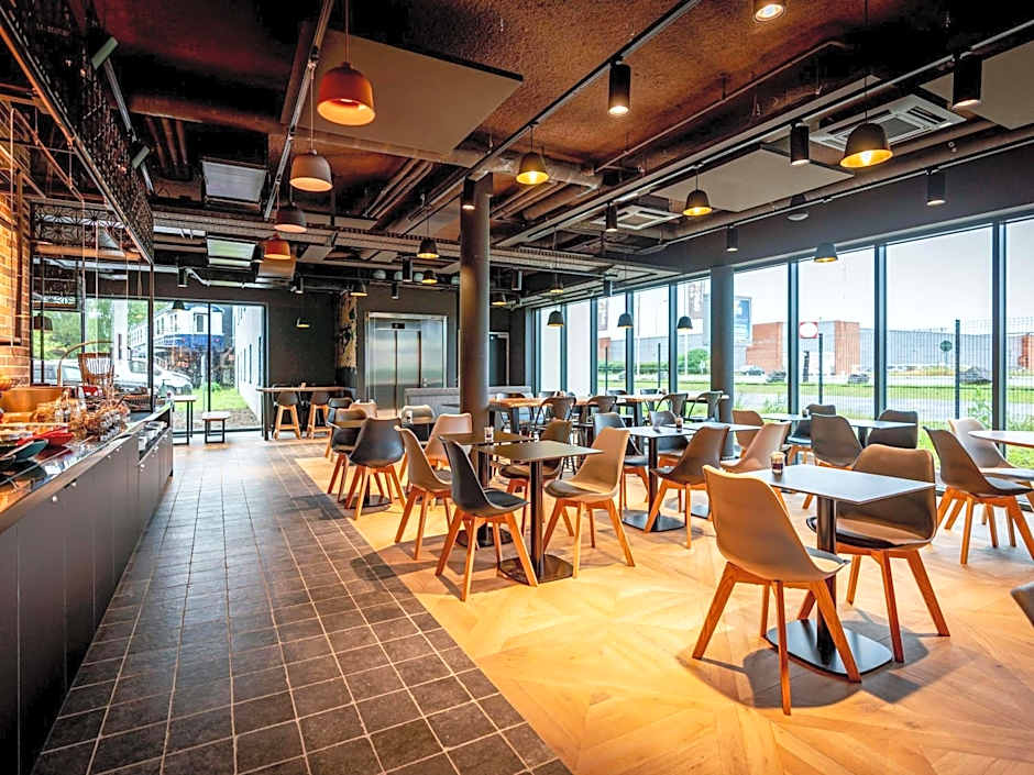 ibis Styles Valenciennes Petite Foret