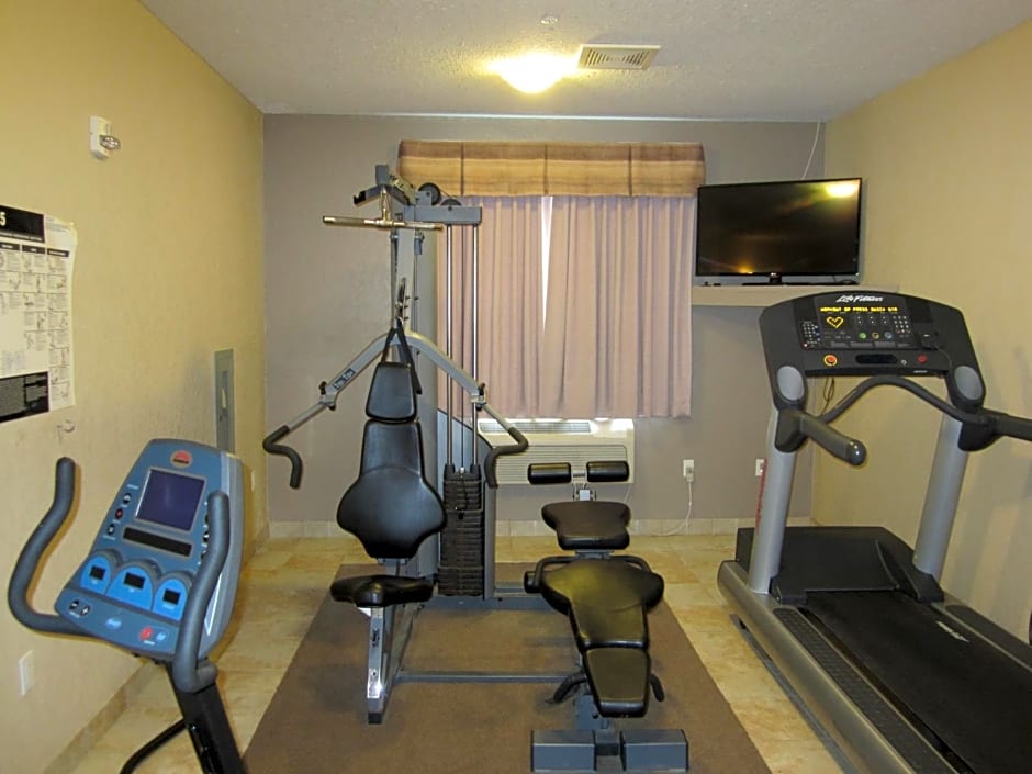 Lakeview Inns & Suites - Fort Nelson