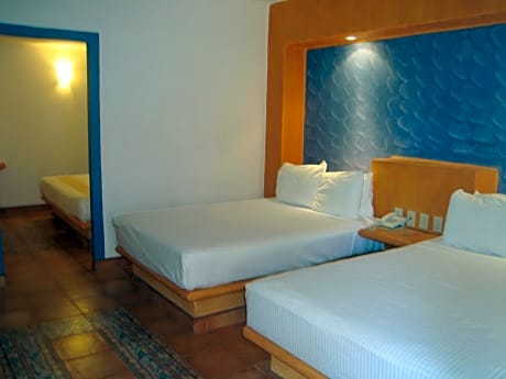 Standard Room, 2 Double Beds