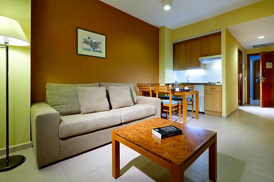 Hesperia Sant Joan Suites